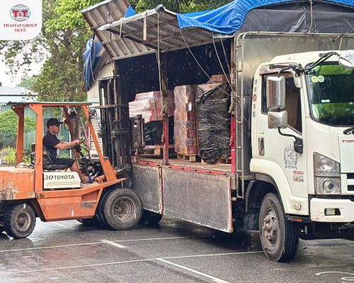 Buổi sáng đầu tuần tất bật của Công ty TNHH Xuất Nhập Khẩu Thái Tập