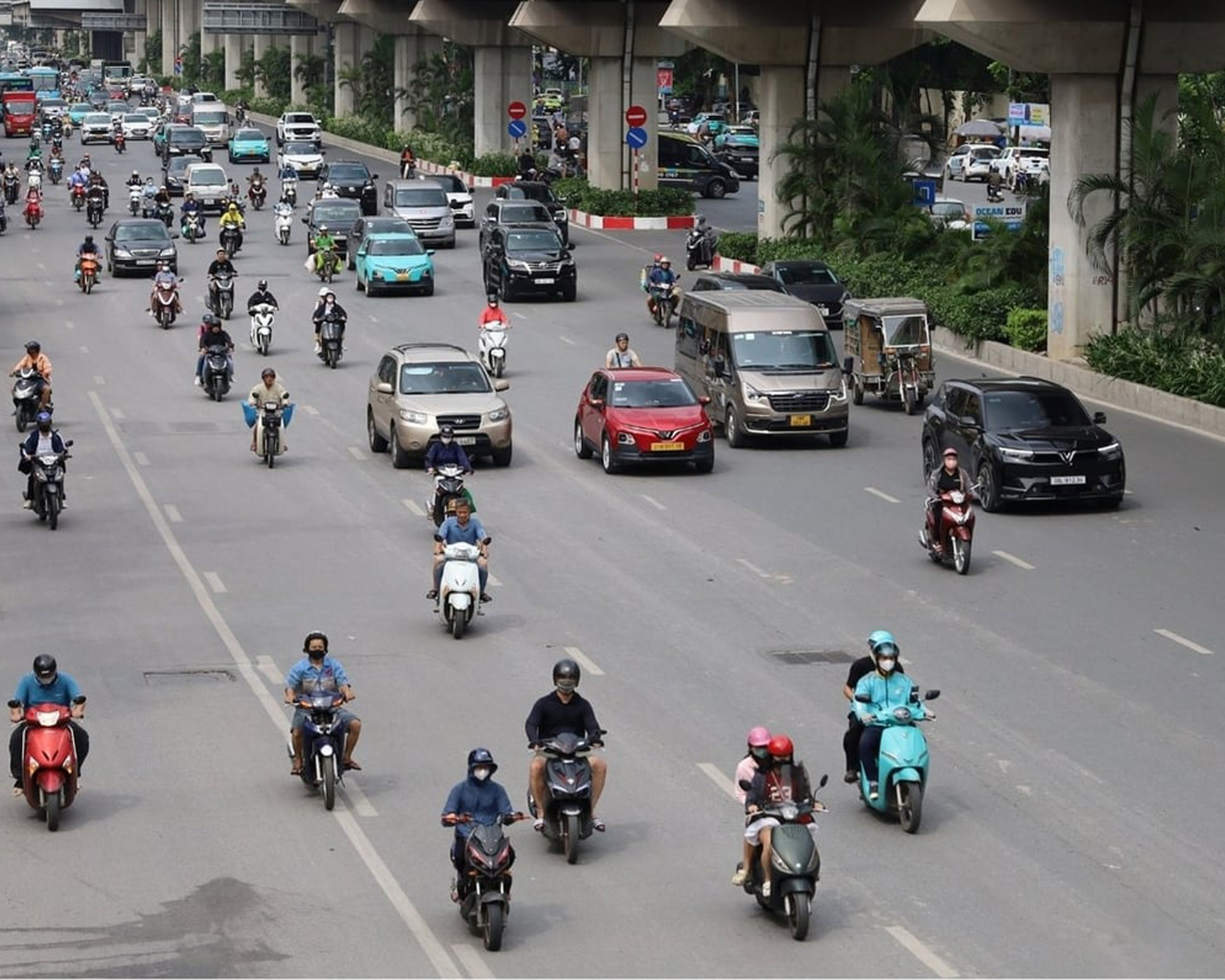 Việt Nam Dẫn Đầu Thế Giới Về Tỷ Lệ Tiêu Thụ Xe Điện